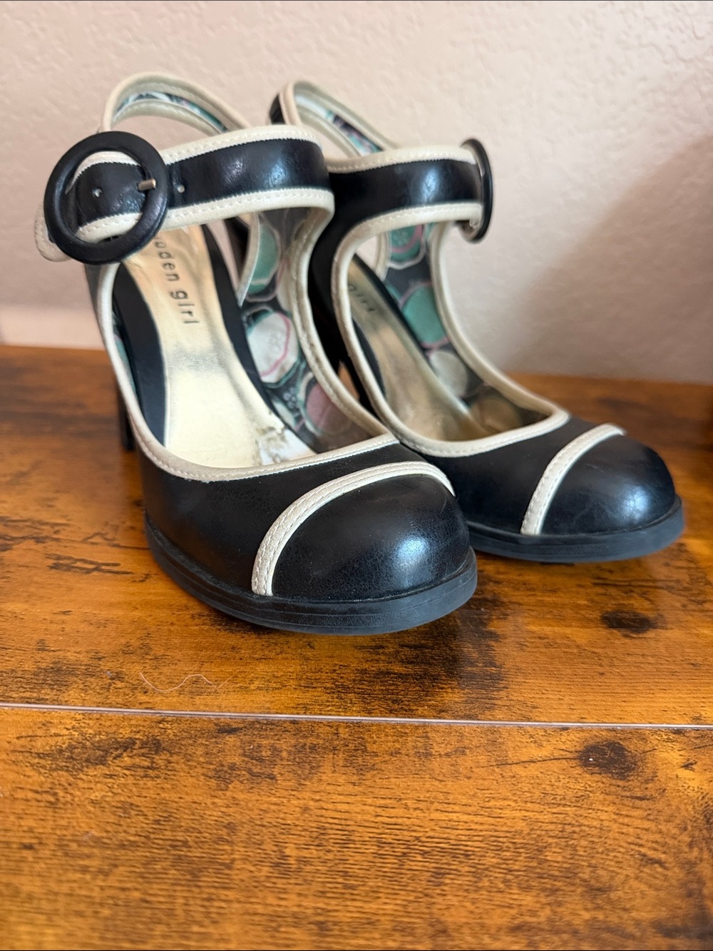 Madden Girl Black & White Mary Jane Platform Heels – Retro Style sz 7